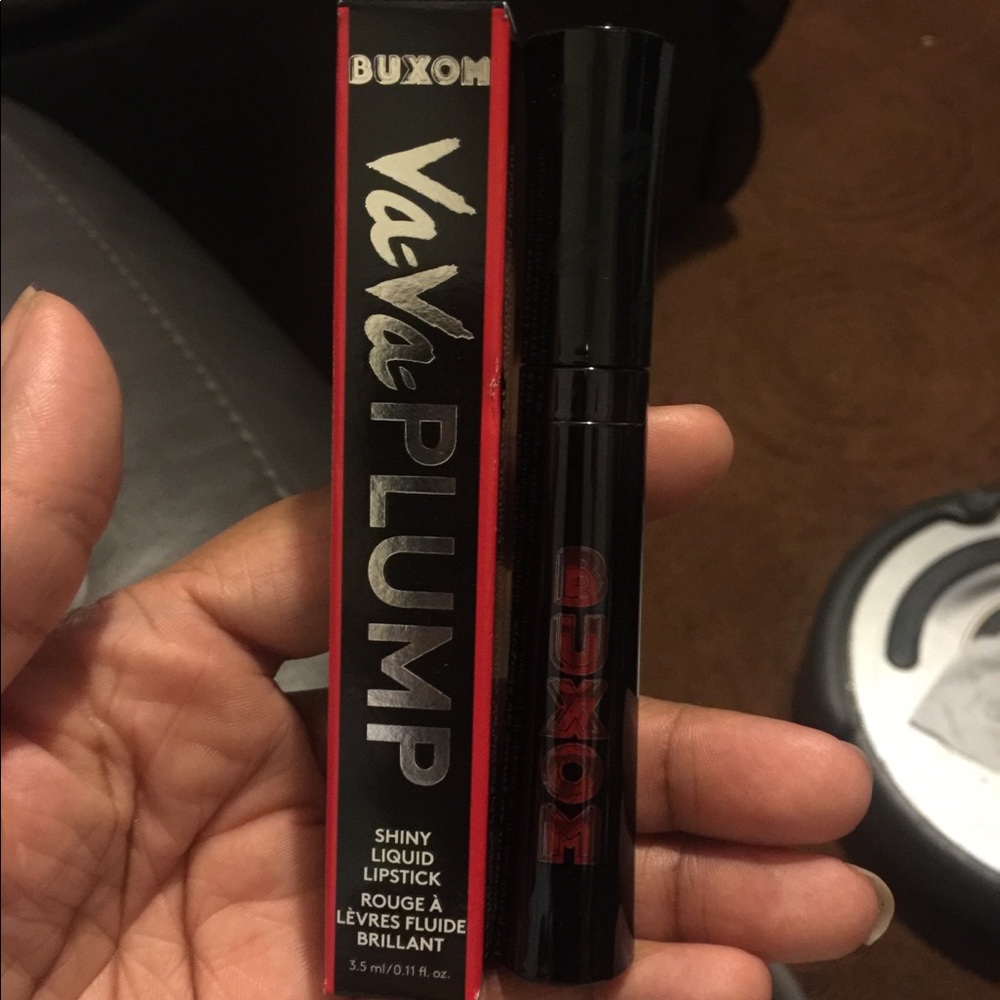 Va Va Plumb liquid lipstick